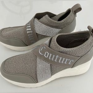 Juicy Couture Eviee Eros Wedge Sneaker Gray Studded Spell-out Slip On Size 7